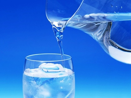 16 . ดื่มน้ำเปล่าให้เพียงพอในแต่ละวัน
